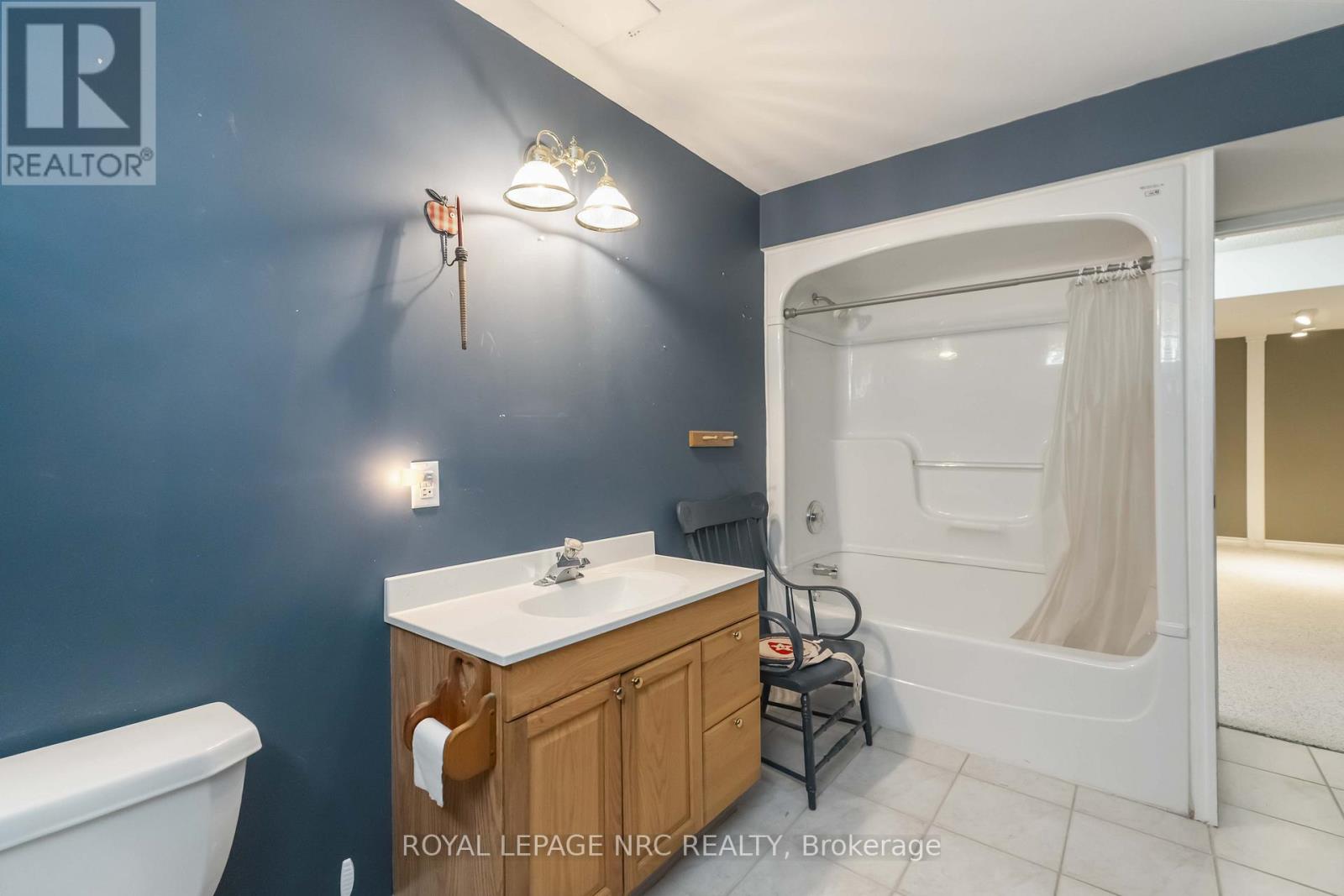 7900 Ascot Circle, Niagara Falls, Ontario  L2H 3E4 - Photo 28 - X13045254