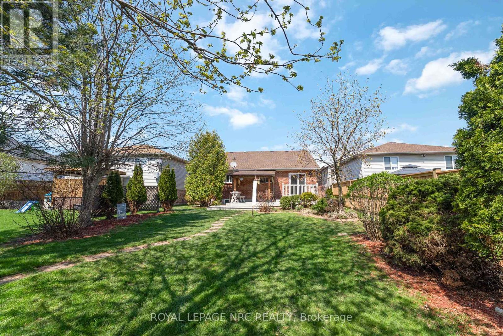 7900 Ascot Circle, Niagara Falls, Ontario  L2H 3E4 - Photo 36 - X13045254