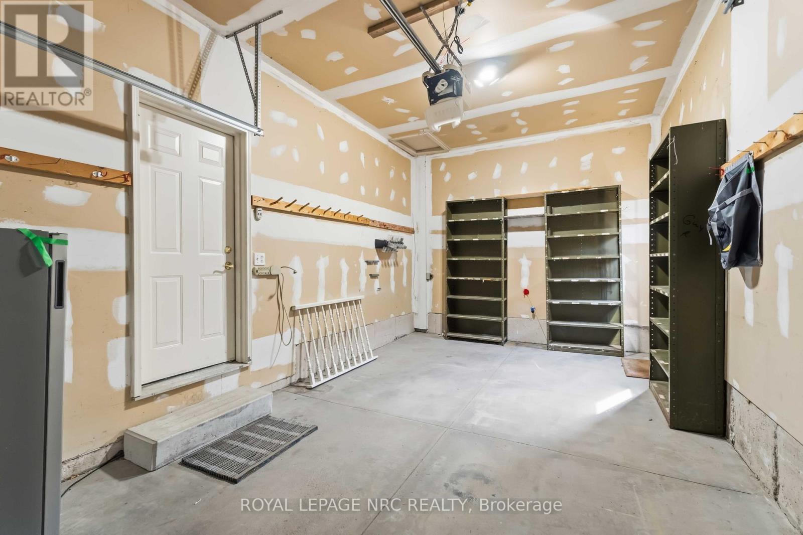 7900 Ascot Circle, Niagara Falls, Ontario  L2H 3E4 - Photo 43 - X13045254