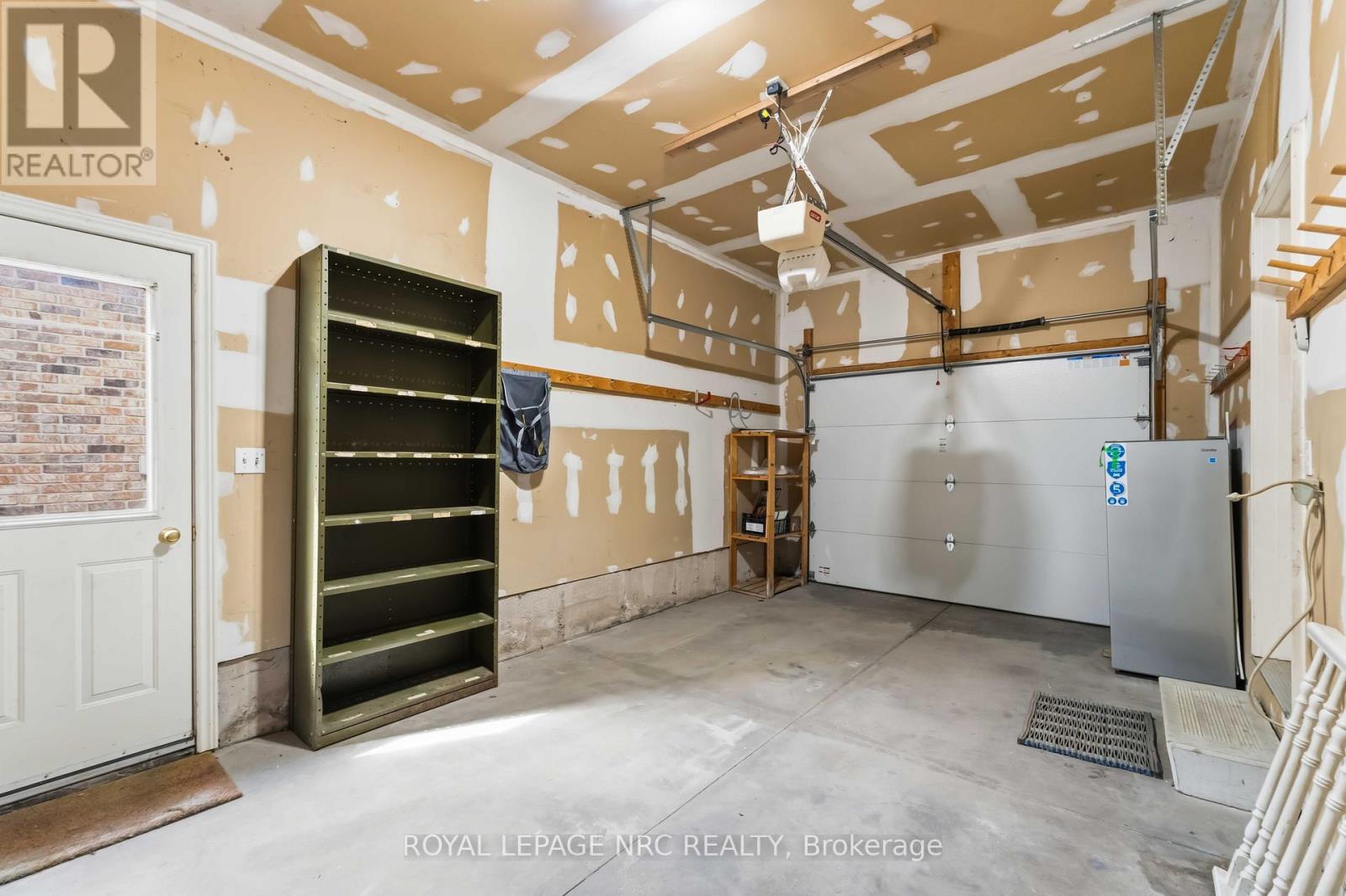 7900 Ascot Circle, Niagara Falls, Ontario  L2H 3E4 - Photo 44 - X13045254