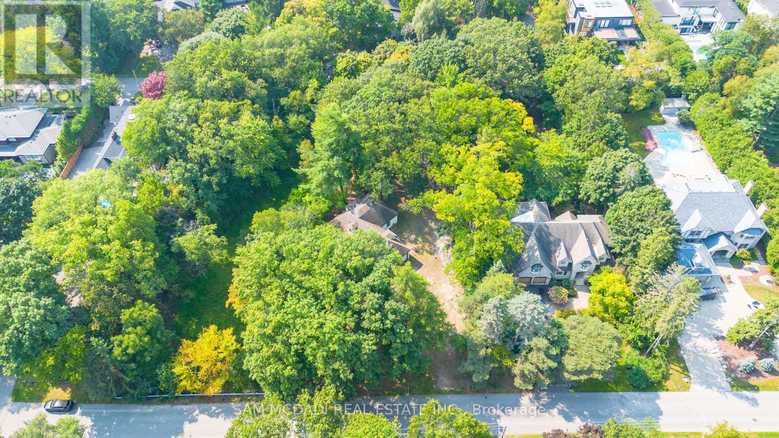 1322 Birchview Drive, Mississauga, Ontario  L5H 3E4 - Photo 21 - W12859562