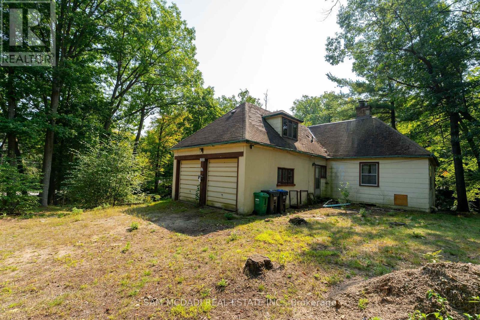 1322 Birchview Drive, Mississauga, Ontario  L5H 3E4 - Photo 27 - W12859562