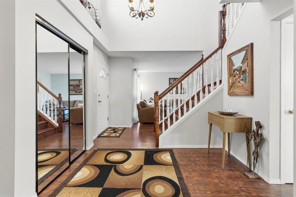 24 Eaglemere Drive, Winnipeg, Manitoba  R2K 4K3 - Photo 2 - 202608308