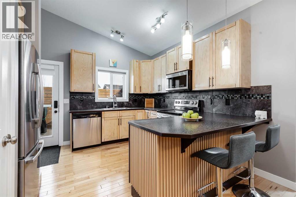 12 Mcclung Gate, Carstairs, Alberta  T0M 0N0 - Photo 9 - A2302275