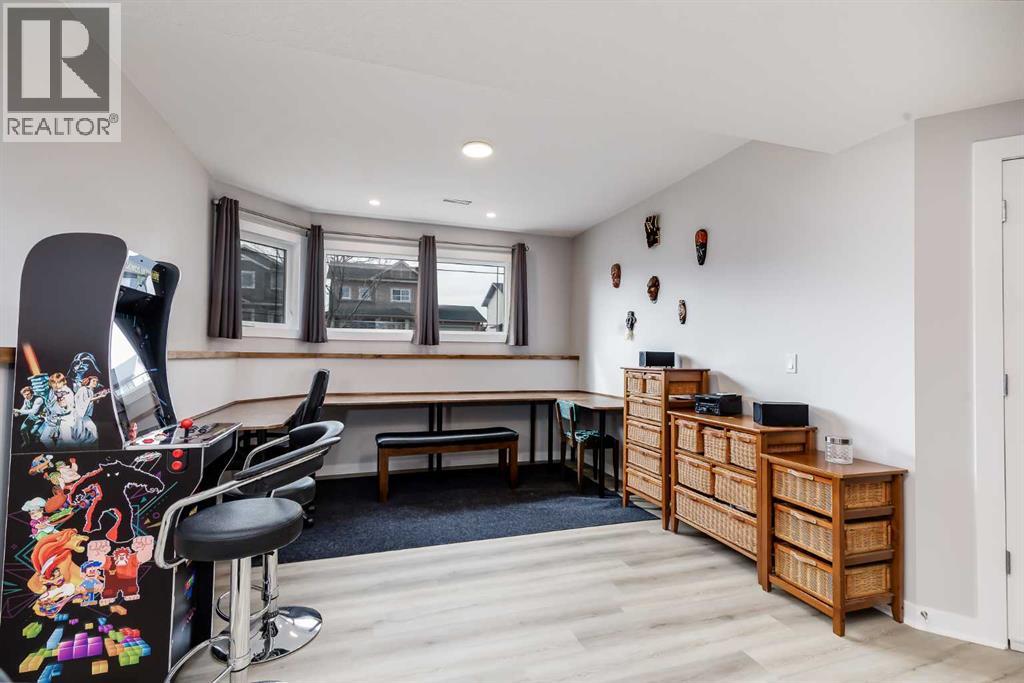 12 Mcclung Gate, Carstairs, Alberta  T0M 0N0 - Photo 27 - A2302275