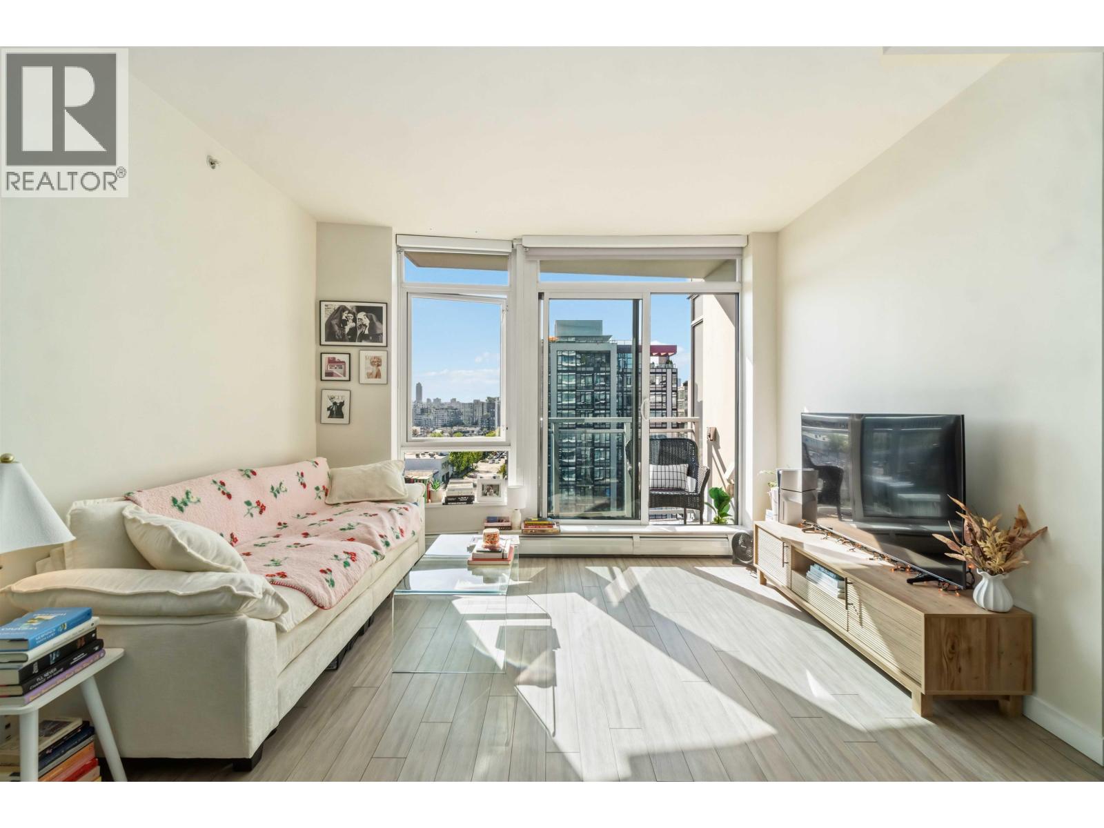 1108 1775 Quebec Street, Vancouver, British Columbia  V5T 0E3 - Photo 7 - R3115095