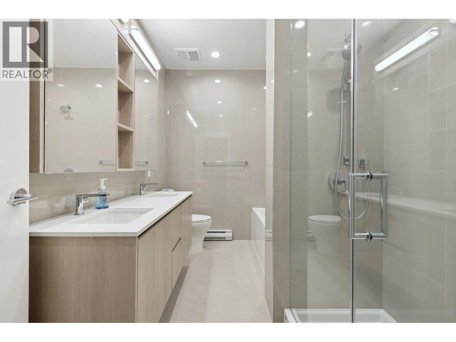 3301 618 Carnarvon Street, New Westminster, British Columbia  V3M 0N9 - Photo 24 - R3022759