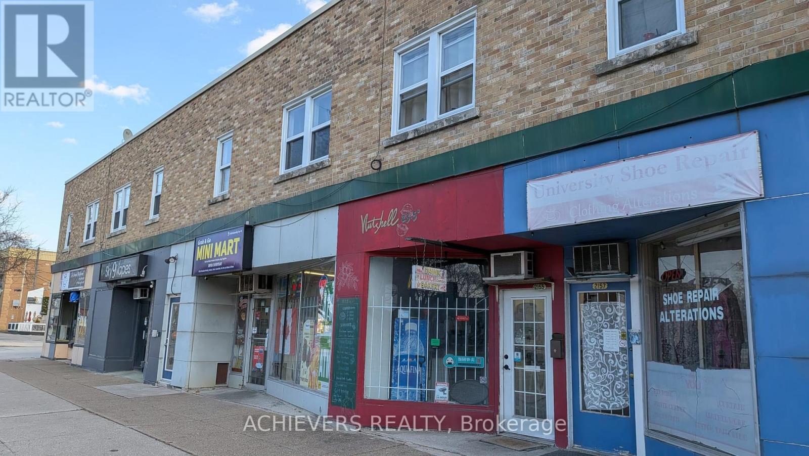 2149 University Avenue W, Windsor, Ontario  N9B 1E3 - Photo 3 - X13045250