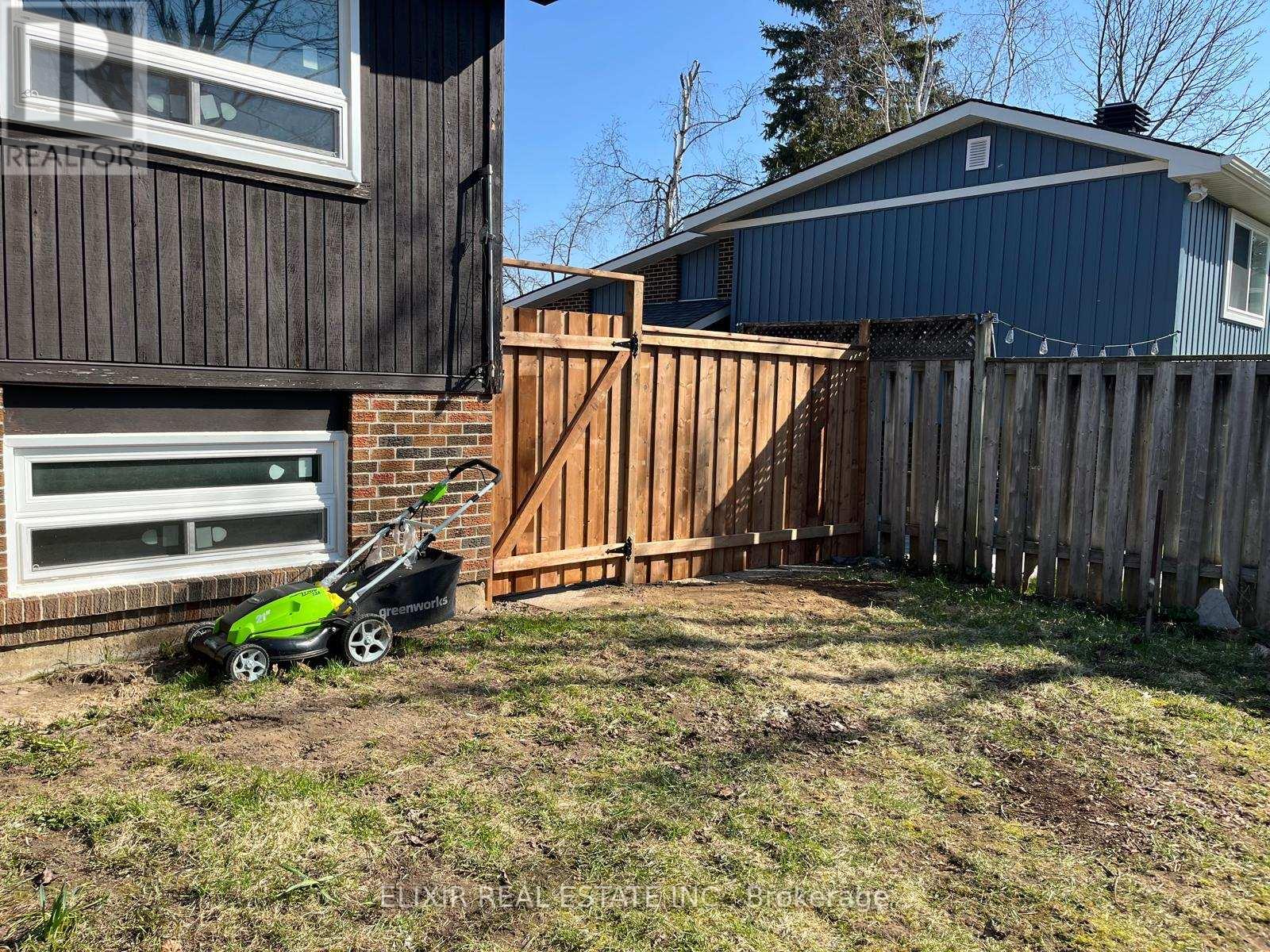 45 Austen Lane, Barrie, Ontario  L4N 4V4 - Photo 43 - S12896114