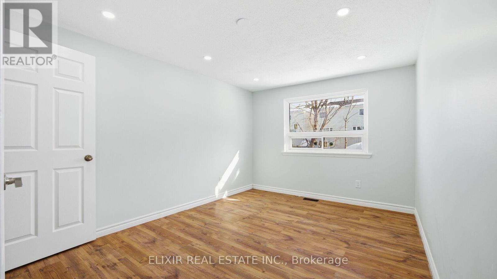 45 Austen Lane, Barrie, Ontario  L4N 4V4 - Photo 17 - S12896114