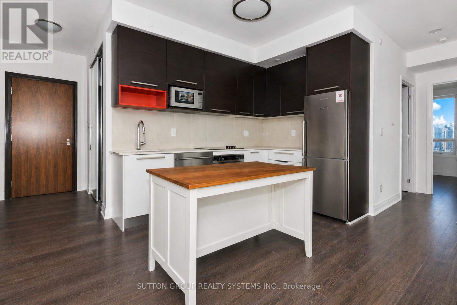 1410 - 36 Park Lawn Road, Toronto, Ontario  M8Y 0C1 - Photo 4 - W12929212