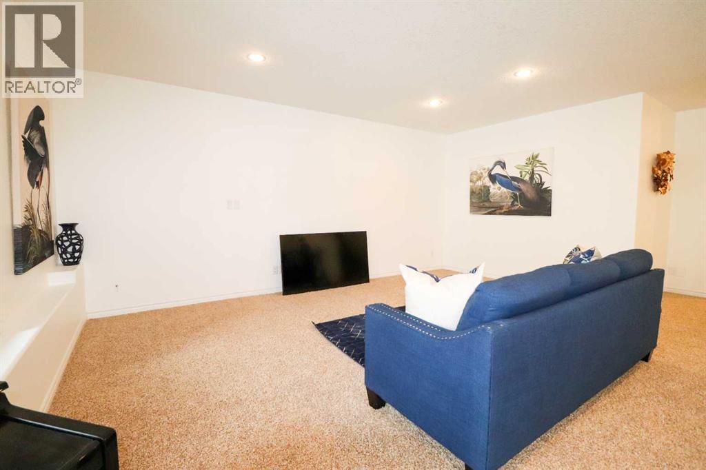 4 Heritage Point W, Lethbridge, Alberta  T1K 7Z4 - Photo 32 - A2302821