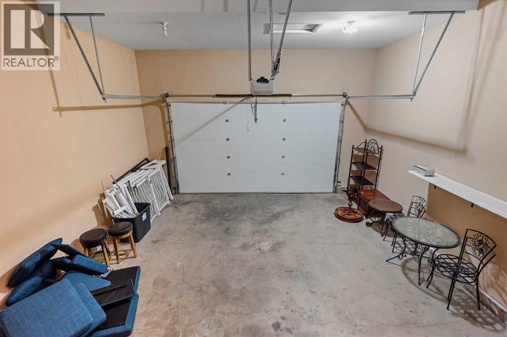 4 Heritage Point W, Lethbridge, Alberta  T1K 7Z4 - Photo 49 - A2302821