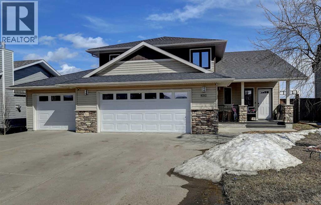 9312 102 Street, Sexsmith, Alberta  T0H 3C0 - Photo 1 - A2304595