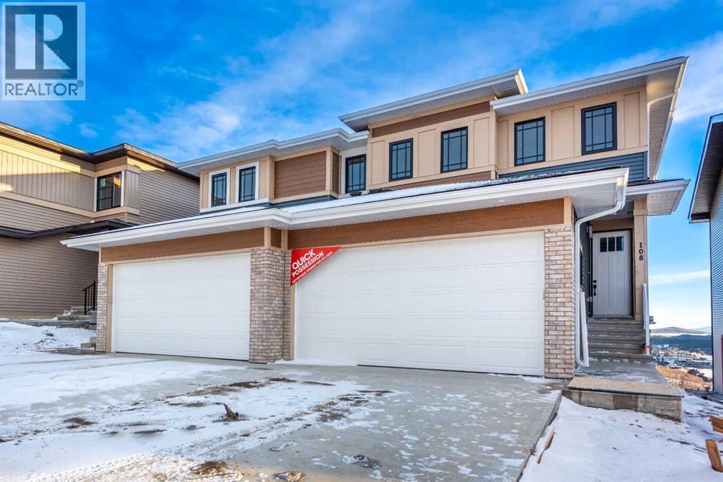 108 Heritage Manor, Cochrane, Alberta  T4C 3K8 - Photo 2 - A2290928
