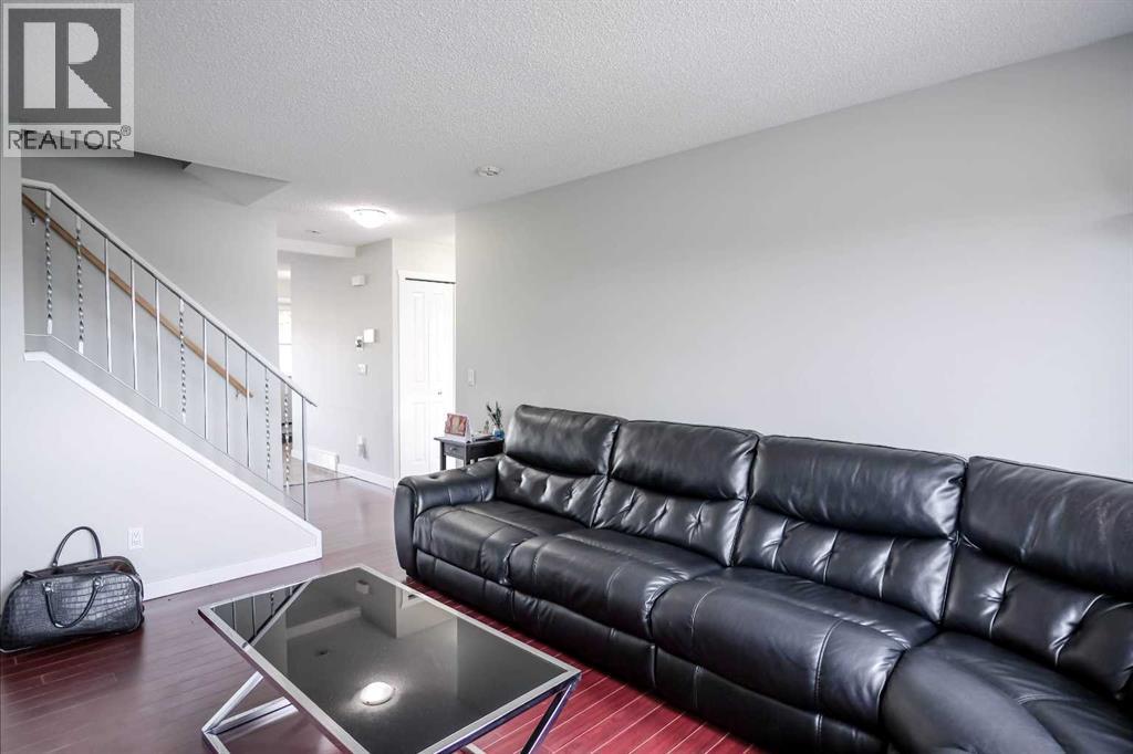 52 Templeby Way NE, Calgary, Alberta  T1Y 5N8 - Photo 11 - A2294767