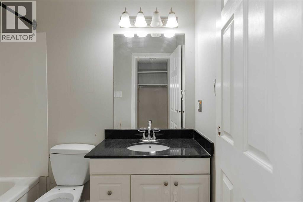 132 Signal Road, Fort Mcmurray, Alberta  T9H 2V7 - Photo 12 - A2305121