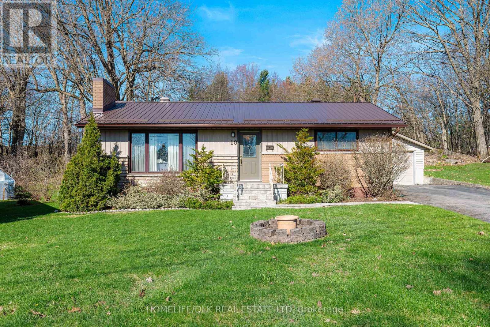 10 Oak Crescent, Brockville, Ontario  K6V 5R6 - Photo 1 - X13045264