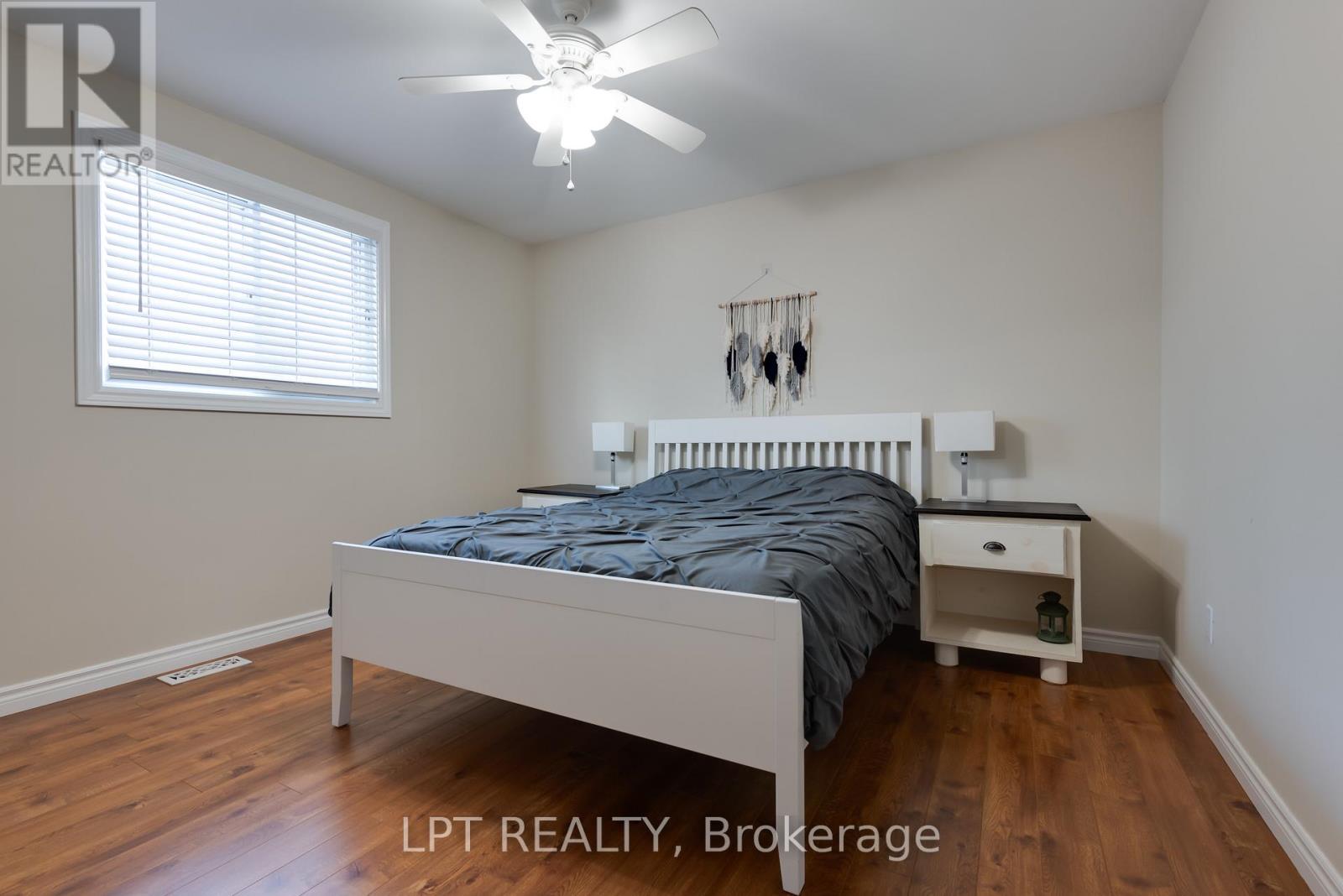 34 Cedar Creek Road, Springwater, Ontario  L9X 0P5 - Photo 19 - S12944004