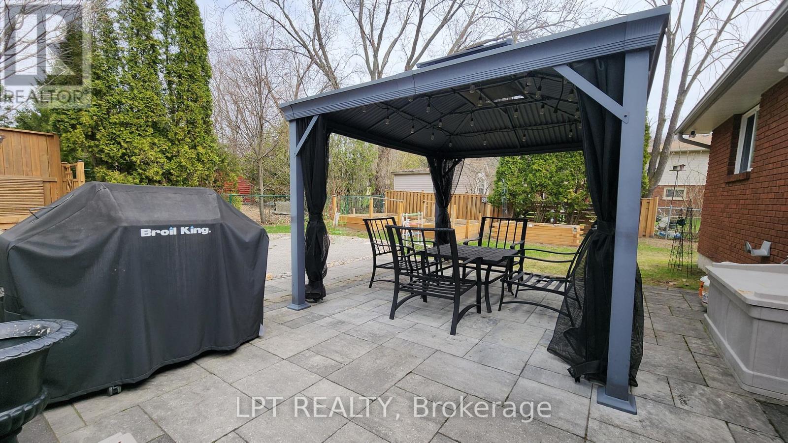 34 Cedar Creek Road, Springwater, Ontario  L9X 0P5 - Photo 22 - S12944004