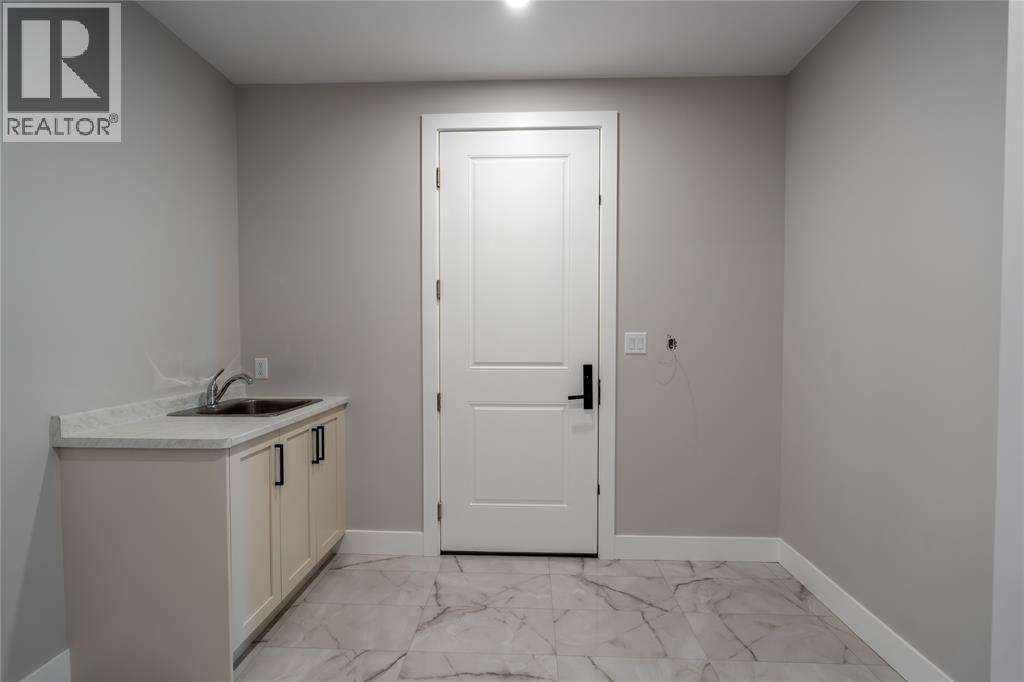 6936 Shoreside Drive, Plympton-Wyoming, Ontario  N0N 1E0 - Photo 23 - 26009123