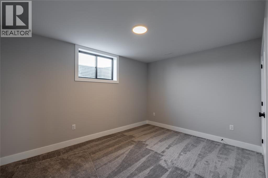 6936 Shoreside Drive, Plympton-Wyoming, Ontario  N0N 1E0 - Photo 36 - 26009123