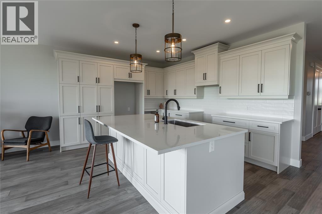 6936 Shoreside Drive, Plympton-Wyoming, Ontario  N0N 1E0 - Photo 5 - 26009123