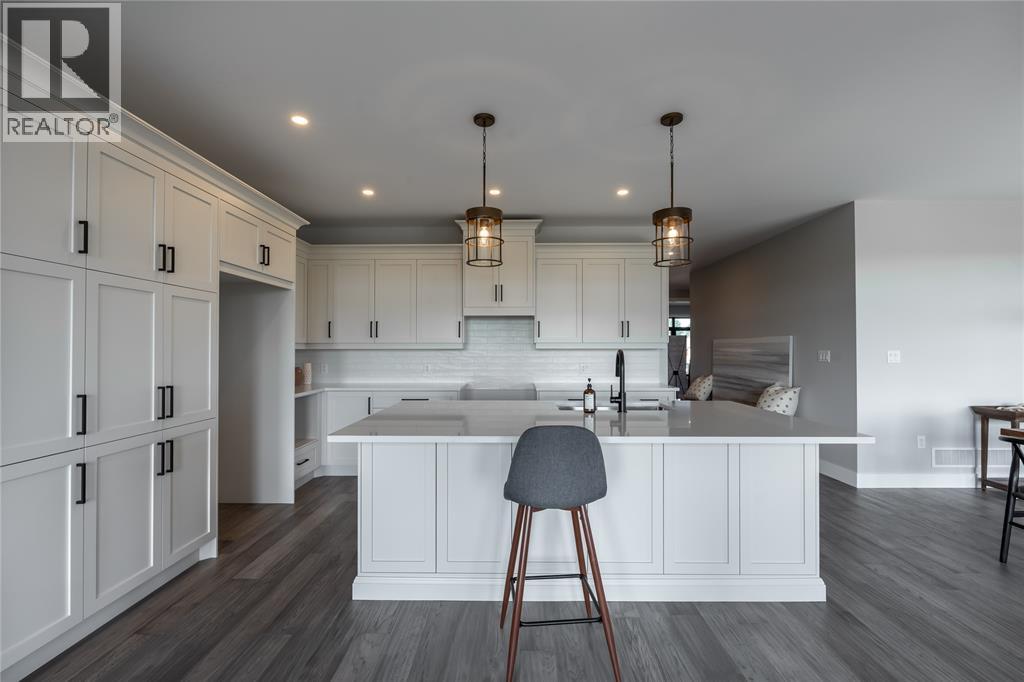 6936 Shoreside Drive, Plympton-Wyoming, Ontario  N0N 1E0 - Photo 9 - 26009123