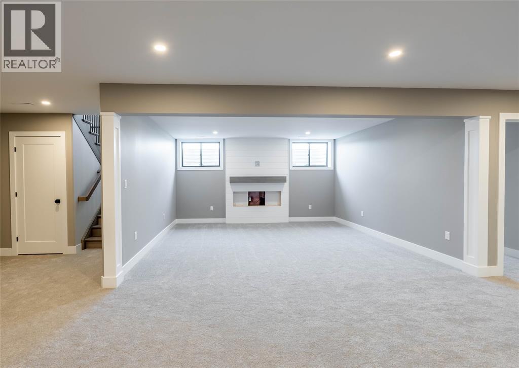 6747 Griffin Drive, Plympton-Wyoming, Ontario  N0N 1E0 - Photo 26 - 26009058