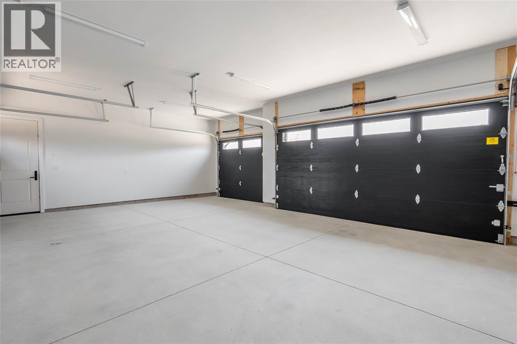 6747 Griffin Drive, Plympton-Wyoming, Ontario  N0N 1E0 - Photo 32 - 26009058