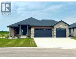 6747 GRIFFIN DRIVE, Plympton-Wyoming, Ontario