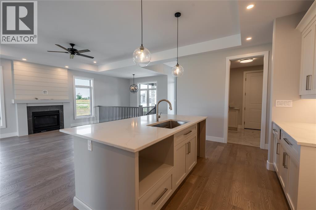 6927 Shoreside Drive, Plympton-Wyoming, Ontario  N0N 1E0 - Photo 13 - 26009038