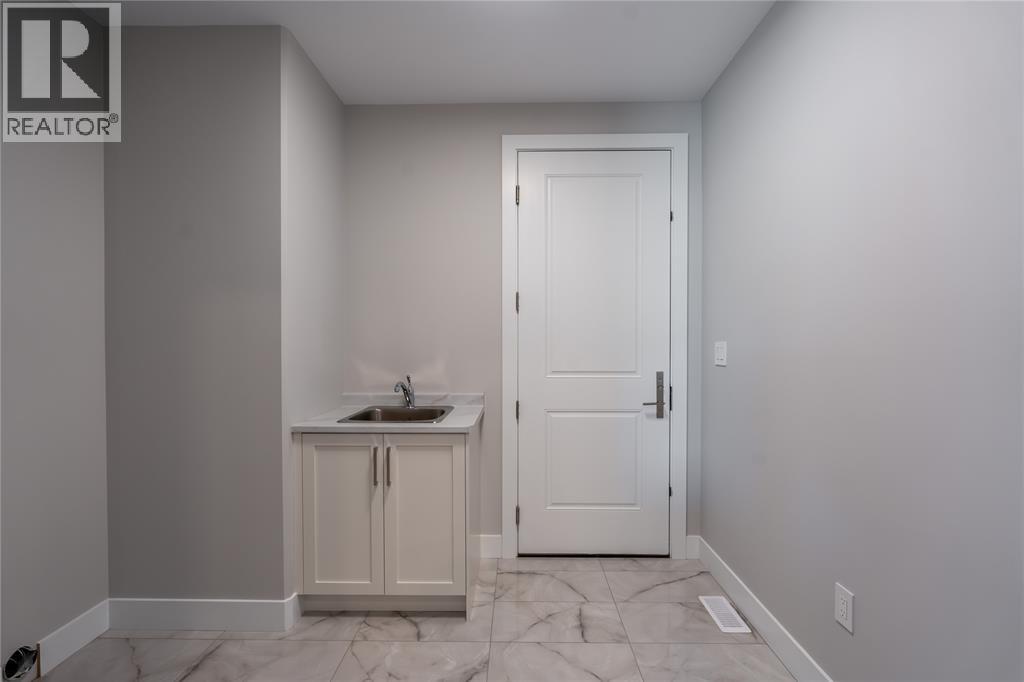 6927 Shoreside Drive, Plympton-Wyoming, Ontario  N0N 1E0 - Photo 25 - 26009038