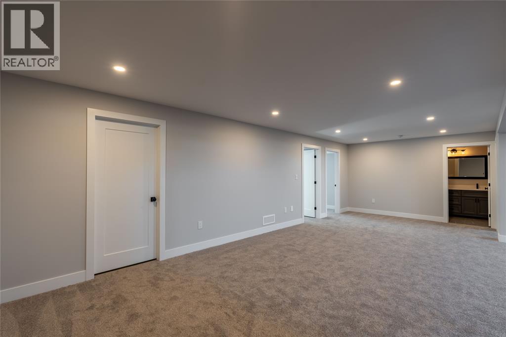 6927 Shoreside Drive, Plympton-Wyoming, Ontario  N0N 1E0 - Photo 26 - 26009038