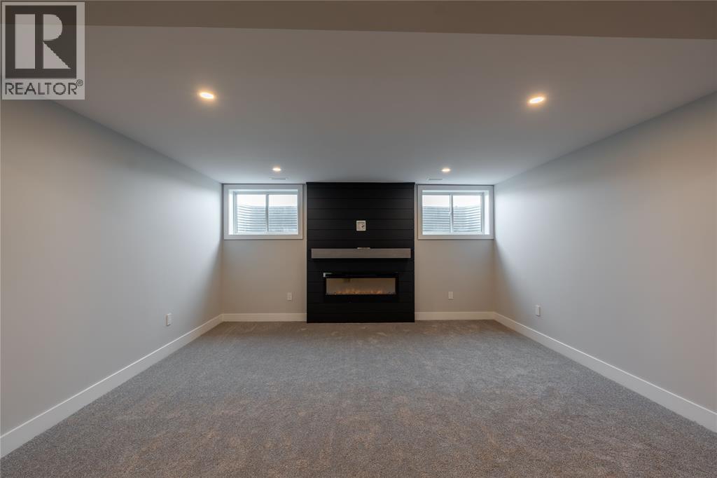 6927 Shoreside Drive, Plympton-Wyoming, Ontario  N0N 1E0 - Photo 29 - 26009038