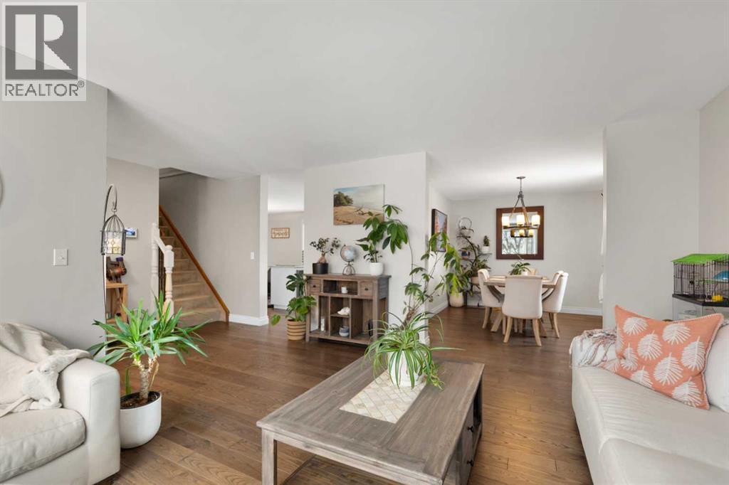 436 Ranchridge Bay NW, Calgary, Alberta  T3G 1V6 - Photo 11 - A2301281