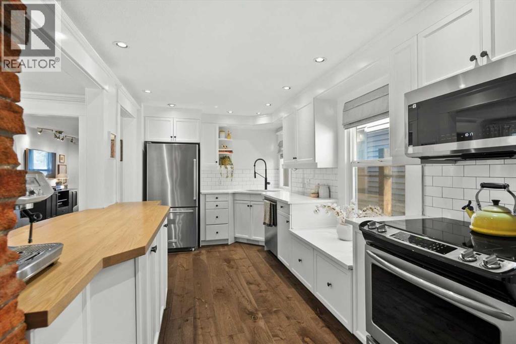 809 15 Street NW, Calgary, Alberta  T2N 2B3 - Photo 11 - A2303923