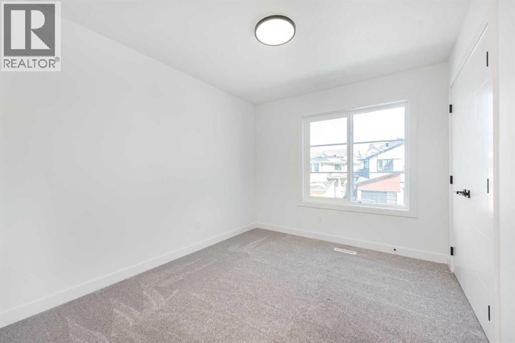 104 Heritage Manor, Cochrane, Alberta  T4C 3K8 - Photo 25 - A2304483