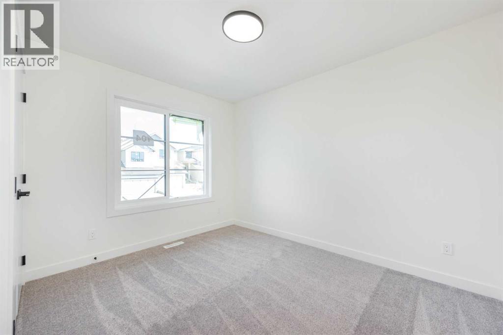 104 Heritage Manor, Cochrane, Alberta  T4C 3K8 - Photo 27 - A2304483