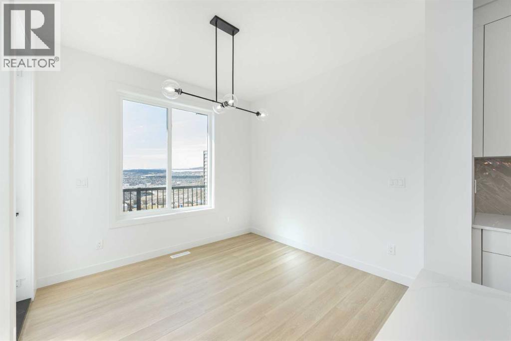 104 Heritage Manor, Cochrane, Alberta  T4C 3K8 - Photo 12 - A2304483