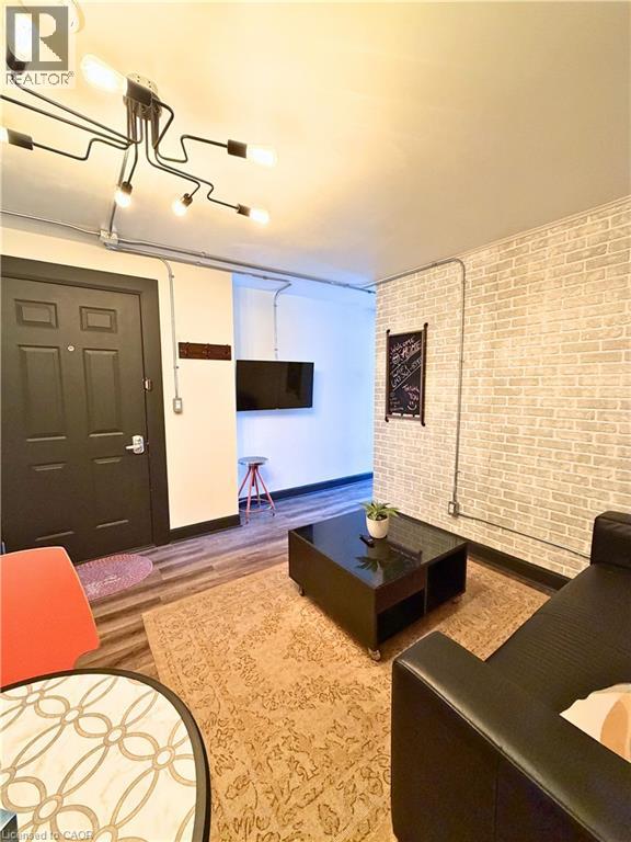 1129 Main Street E Unit# 1, Hamilton, Ontario  L8M 1P2 - Photo 13 - 40824157