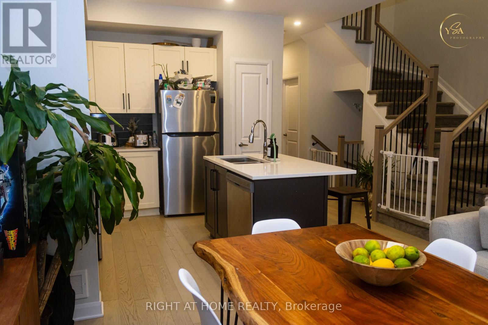 323 Touring Way, Ottawa, Ontario  K2J 6P1 - Photo 9 - X13045278