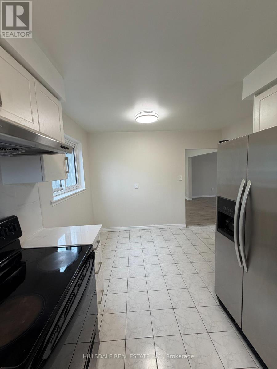 5 Sonmore Drive, Toronto, Ontario  M1S 1X3 - Photo 10 - E13045276