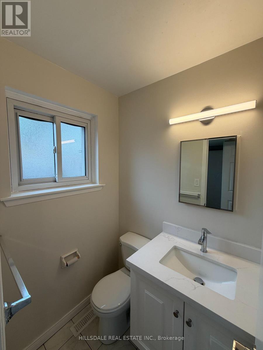 5 Sonmore Drive, Toronto, Ontario  M1S 1X3 - Photo 14 - E13045276