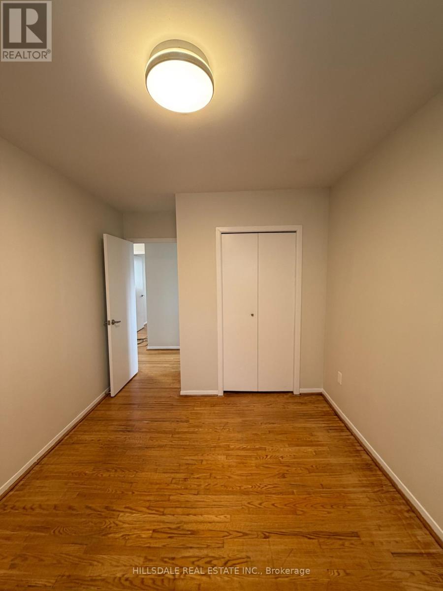 5 Sonmore Drive, Toronto, Ontario  M1S 1X3 - Photo 18 - E13045276