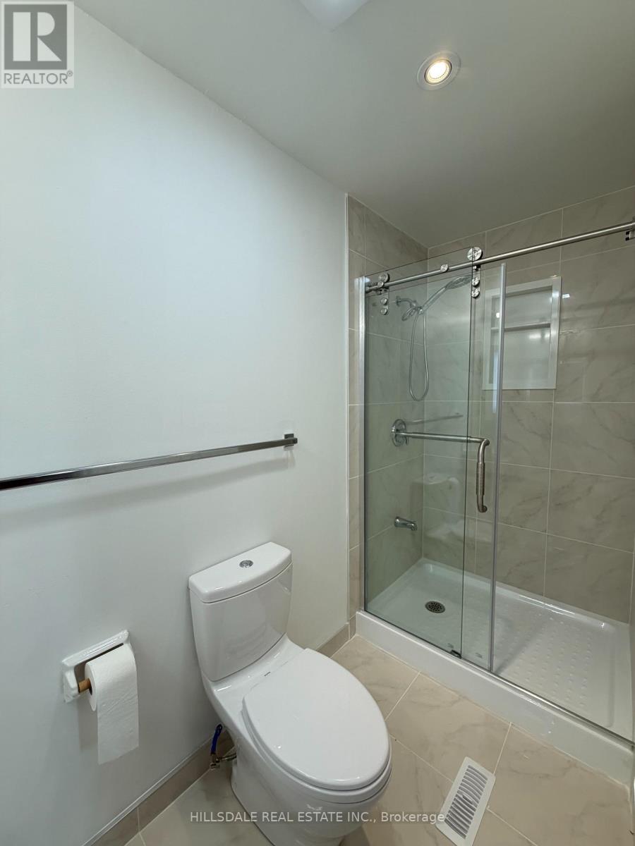 5 Sonmore Drive, Toronto, Ontario  M1S 1X3 - Photo 22 - E13045276