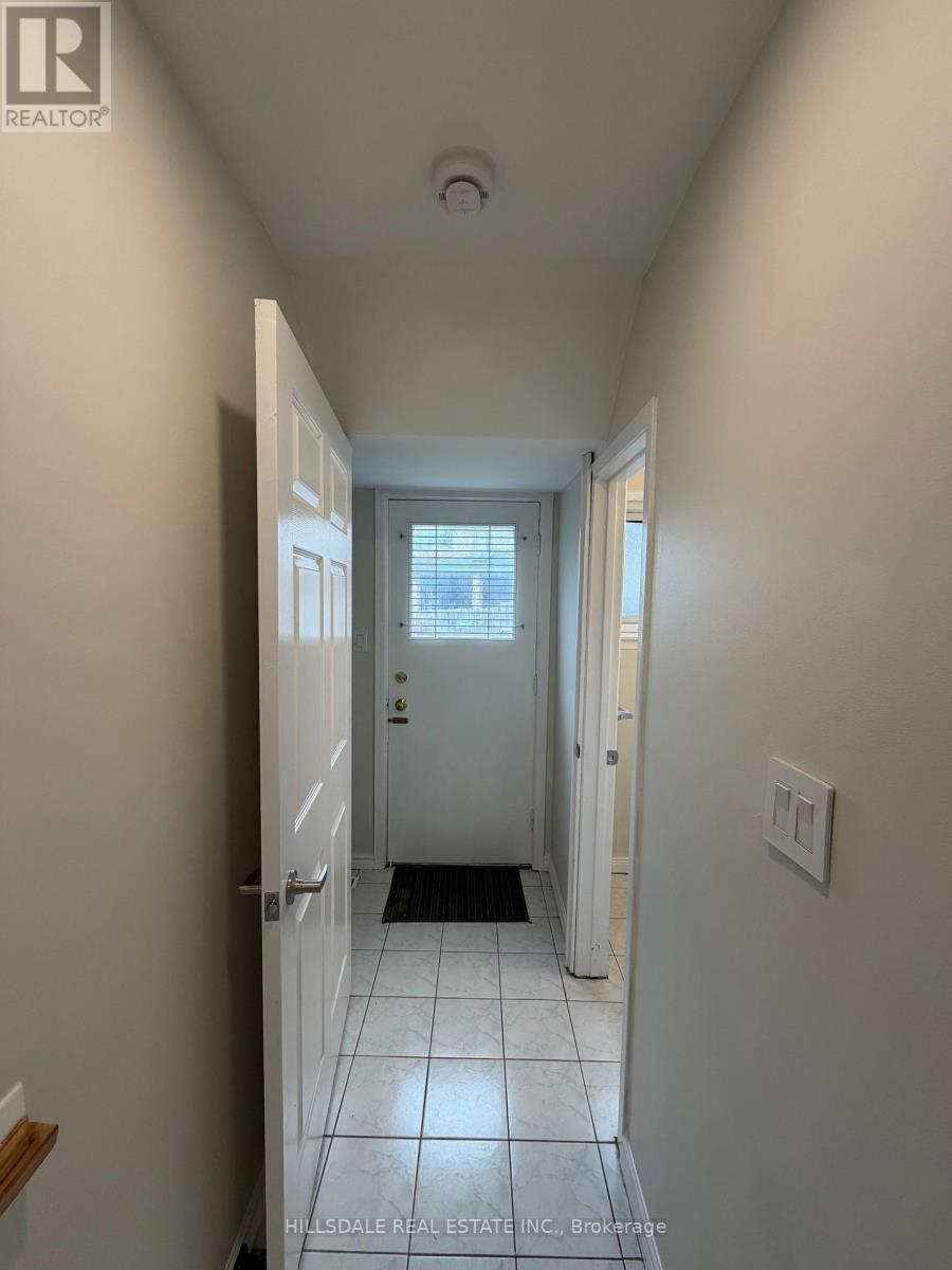 5 Sonmore Drive, Toronto, Ontario  M1S 1X3 - Photo 25 - E13045276