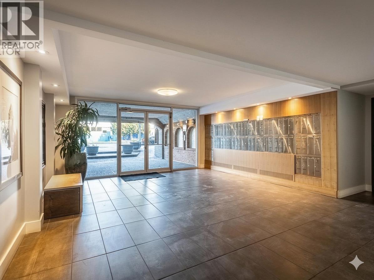 409 774 Great Northern Way, Vancouver, British Columbia  V5T 1E1 - Photo 3 - R3107664