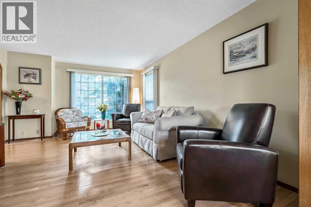 124 Catalina Place Ne, Calgary, Alberta  T1Y 6S3 - Photo 6 - A2302620