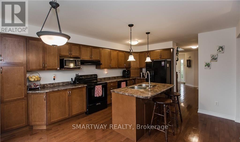 3359 Georgeheriot Lane, London South, Ontario  N6L 0A2 - Photo 15 - X13045280